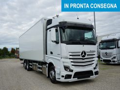 1 Motrice Actros 5 L Cab 2545 L con allestimento isotermico e sponda posteriore retrattile - In pronta consegna