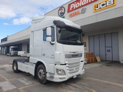 Trattore stradale DAF XF 480