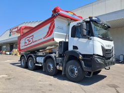 NUOVO Iveco T-WAY 500 con vasca ribaltabile posteriore Tecnokar-S 5 EVO