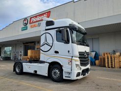 Trattore stradale Mercedes-Benz Actros 18.51 - 4x2